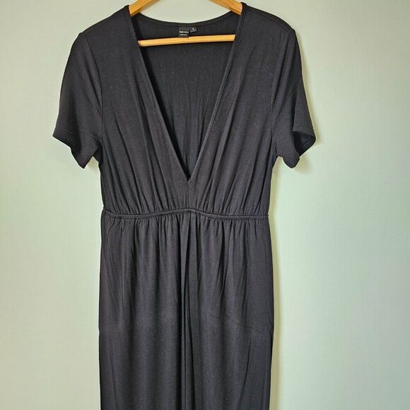 EUC SHEIN SXY BLACK DEEP V NECK TULIP STYLE MAXI DRESS SIZE L - Picture 1 of 15